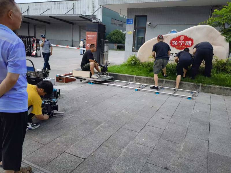 来凤县广告片拍摄公司核心优势：全流程服务，让品牌广告片省心更出彩