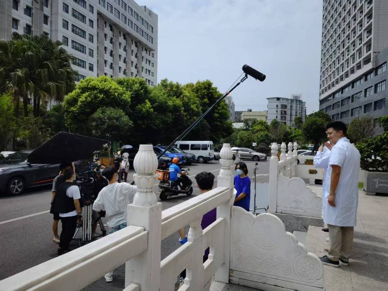 来凤县广告片拍摄公司低成本实现高规格制作的诀窍